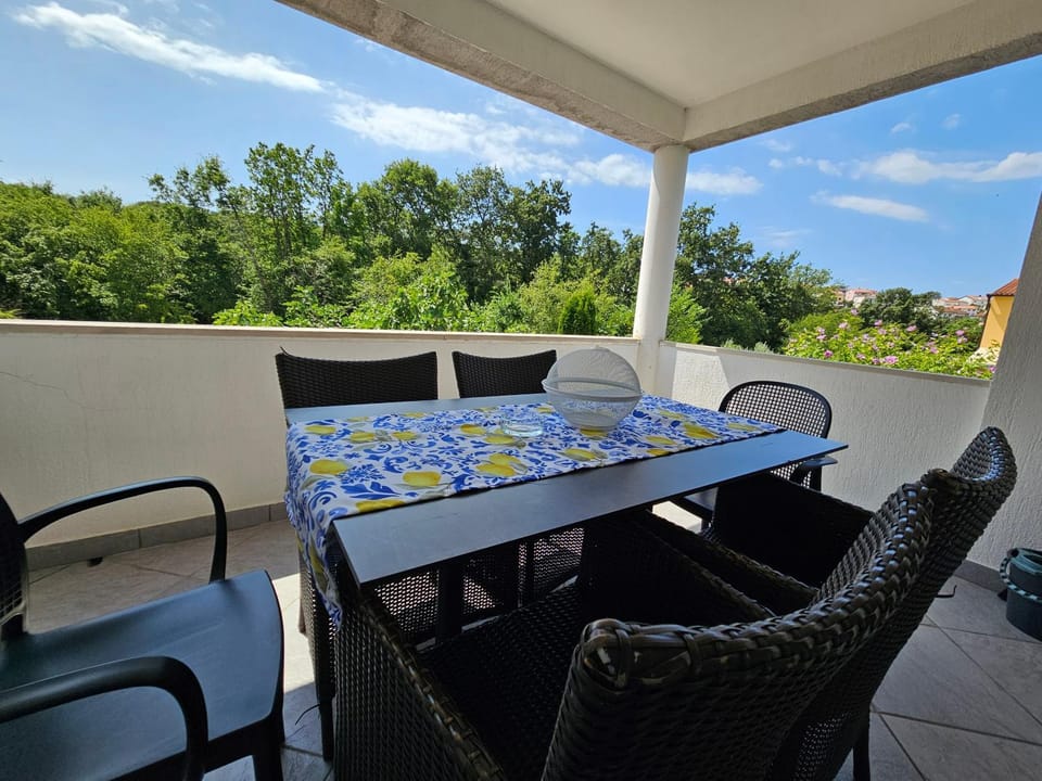 View (from property/room), Balcony/Terrace
