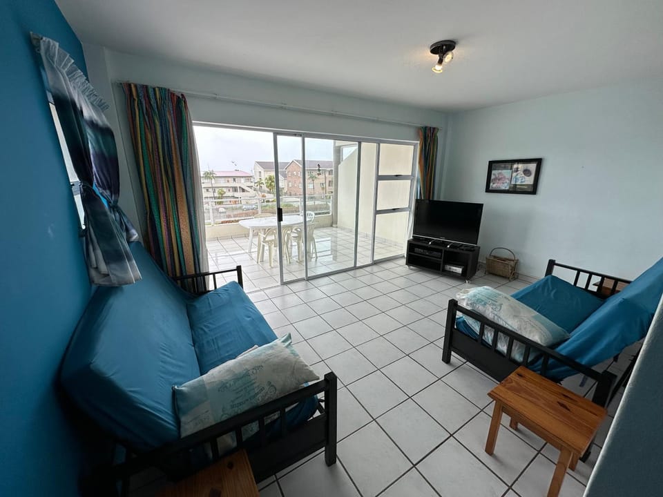 Uvongo Square 4 Apartment in Margate