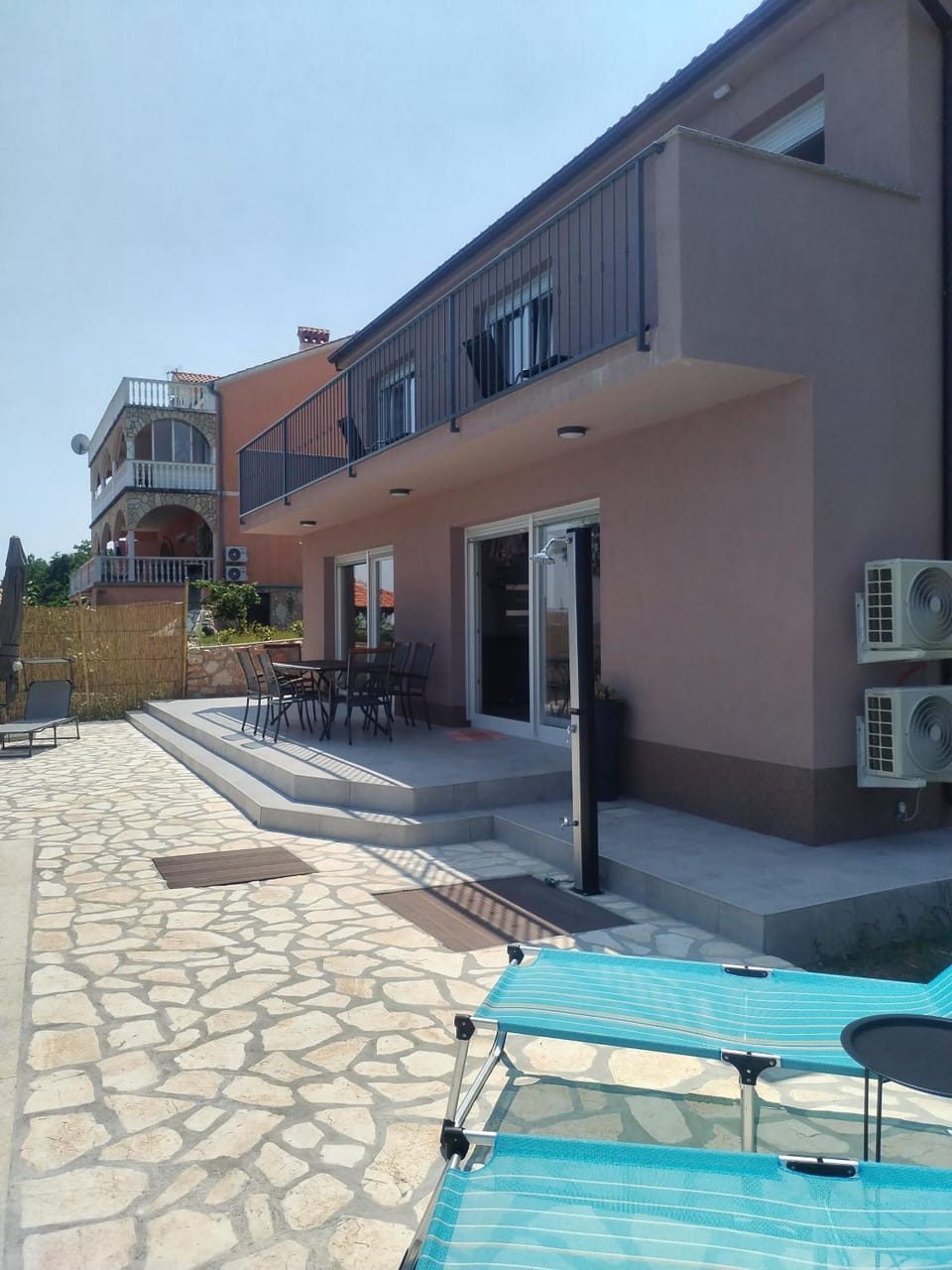 Property building, Day