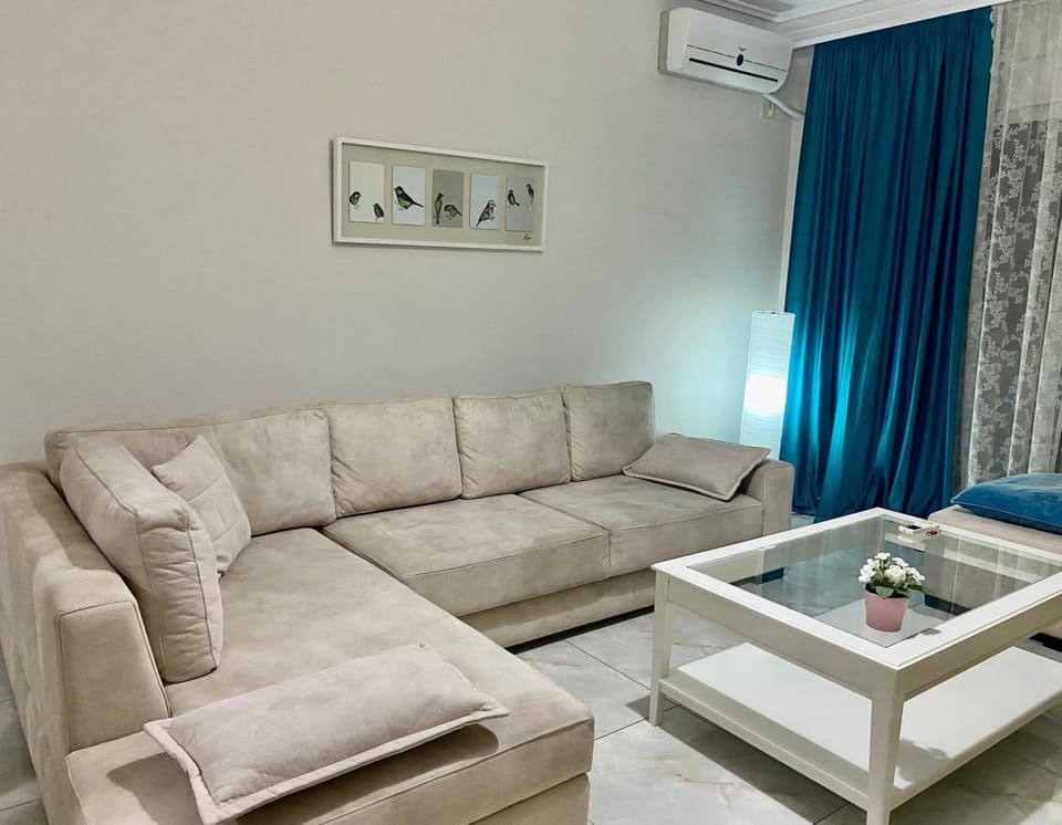 Living room, Seating area, air conditioner