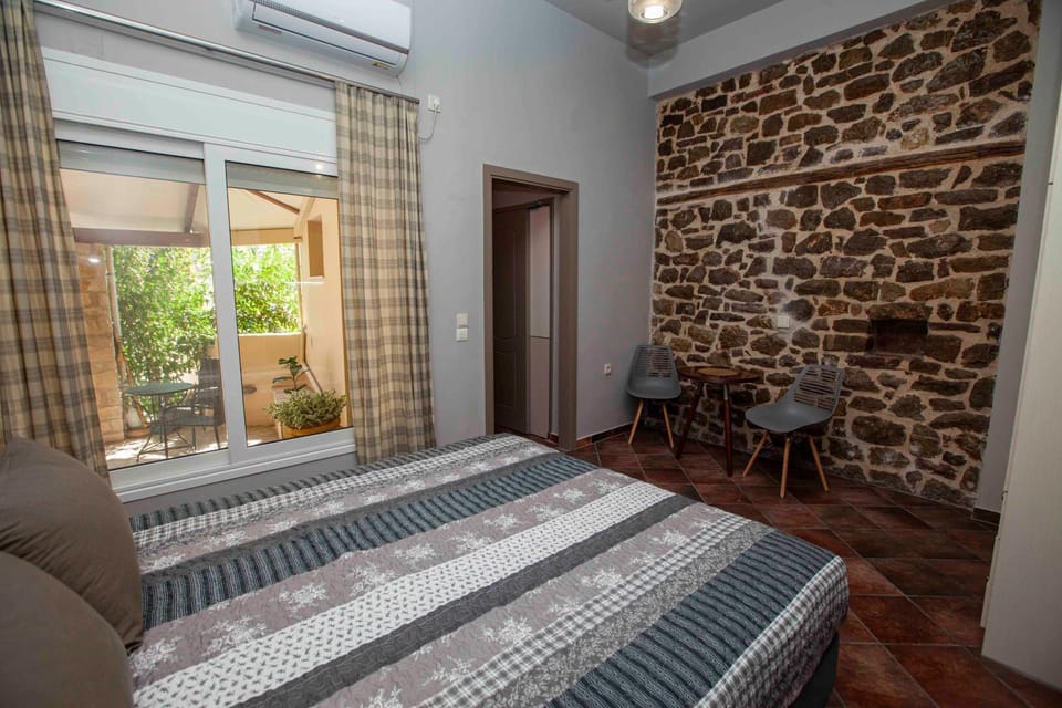 Cozy Stone Studio Agios Adrianos Nafplio Apartment in Peloponnese Region