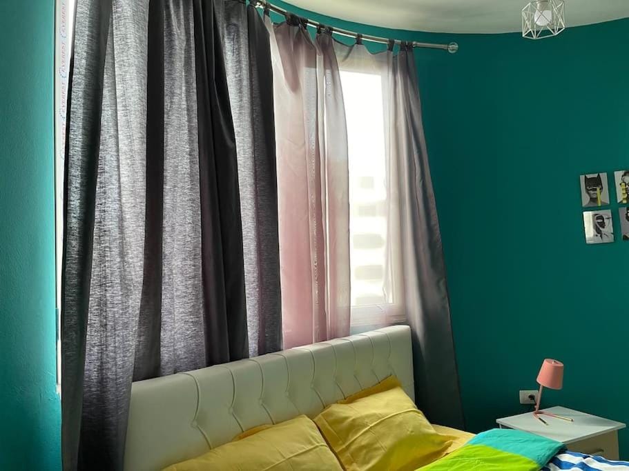 Lovely Seaview Apartment Apartment in Vlorë