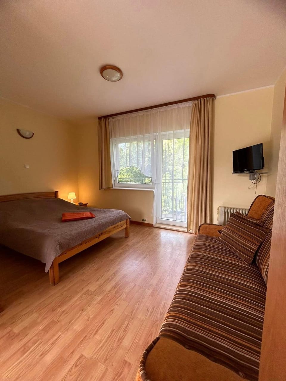Stacja Akacja Pokoje gościnne Vacation rental in Pomeranian Voivodeship