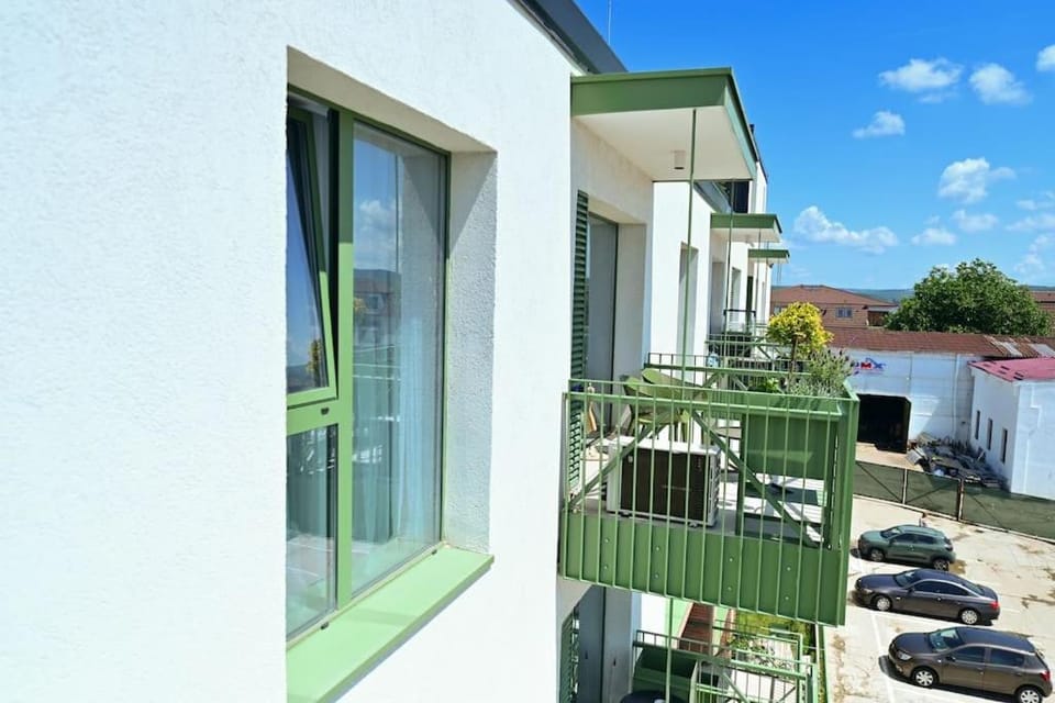 FLH - The Lake Home - Apt 33 Apartment in Sibiu