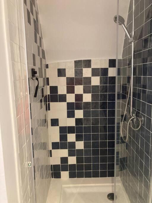 Confort et charme des 70's dans le centre piéton Apartment in Vannes