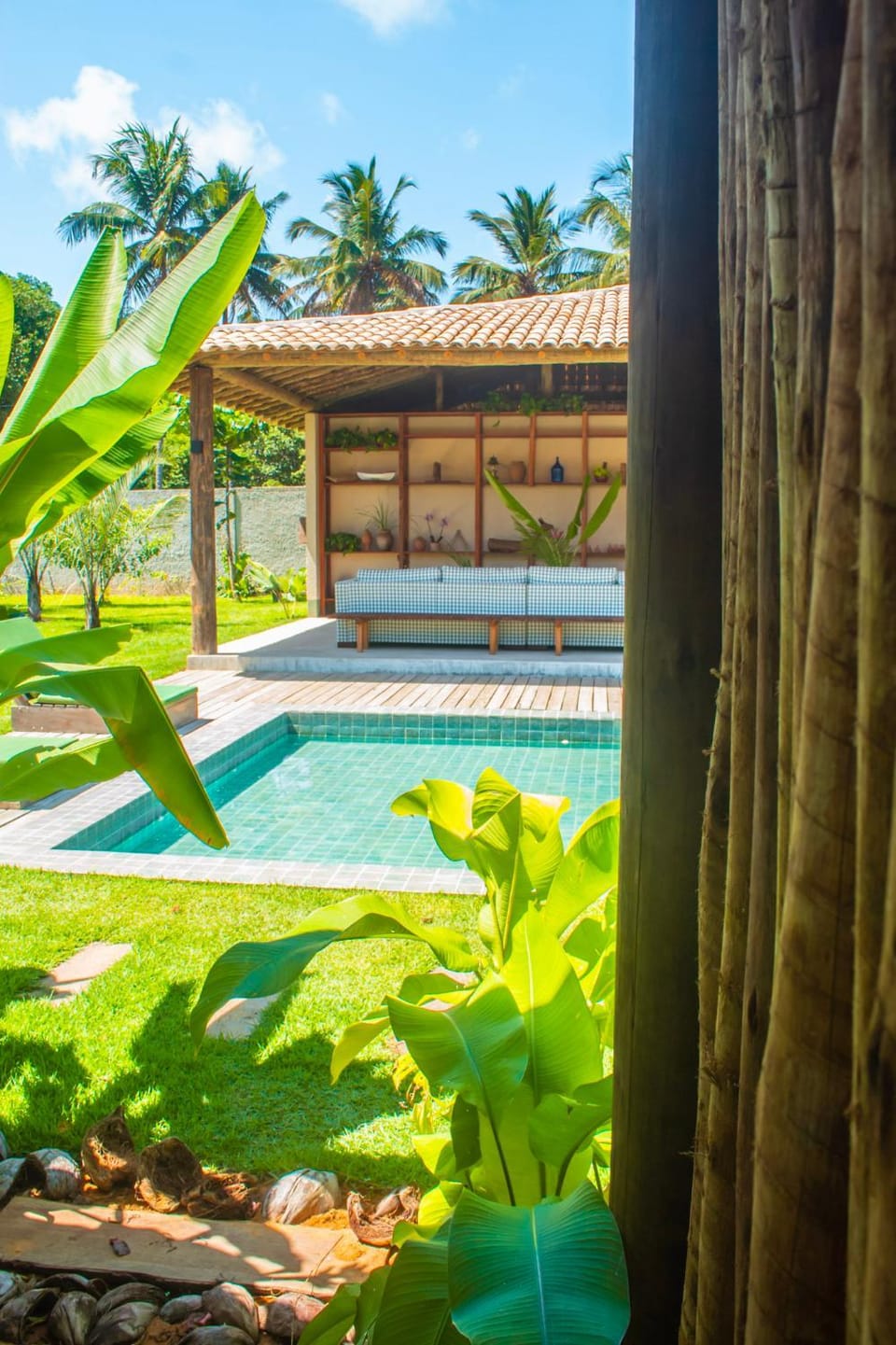Swimming pool