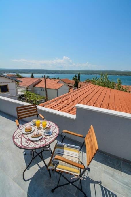 Natural landscape, View (from property/room), Balcony/Terrace, Sea view