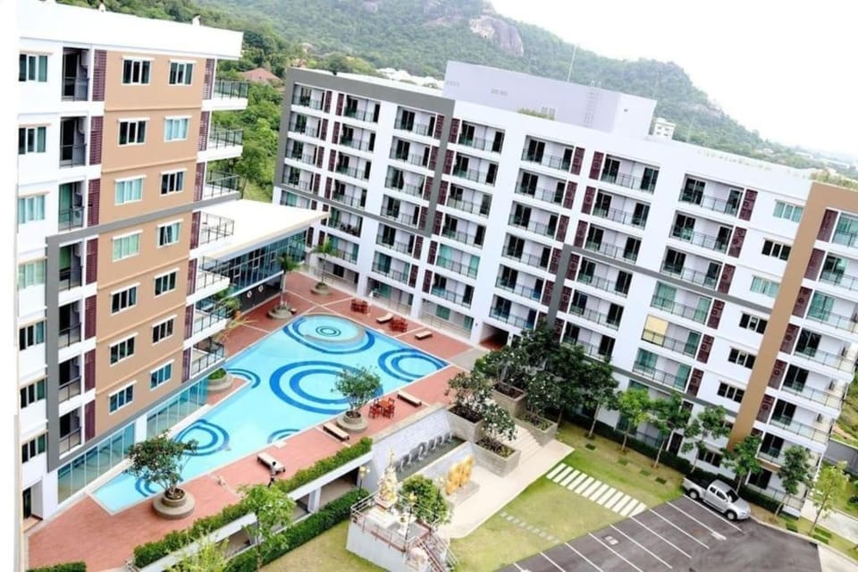 Property building, Bird's eye view, Pool view