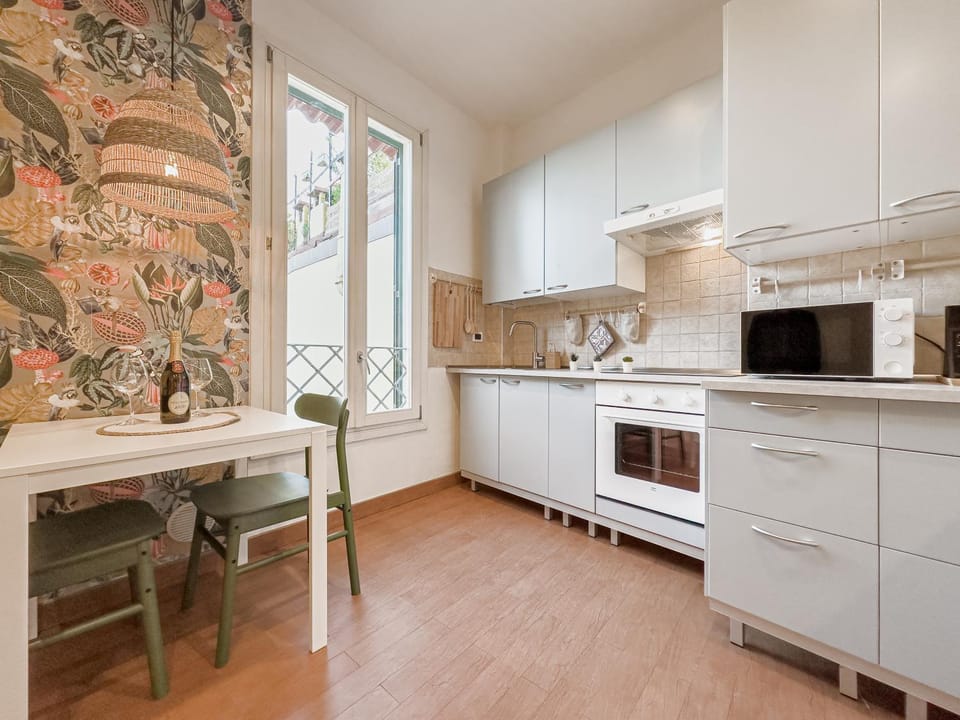 minibar, pet friendly, stove