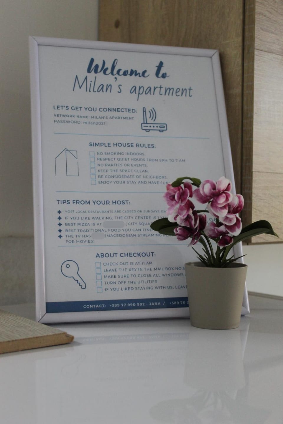 Property logo or sign, Logo/Certificate/Sign, Text overlay