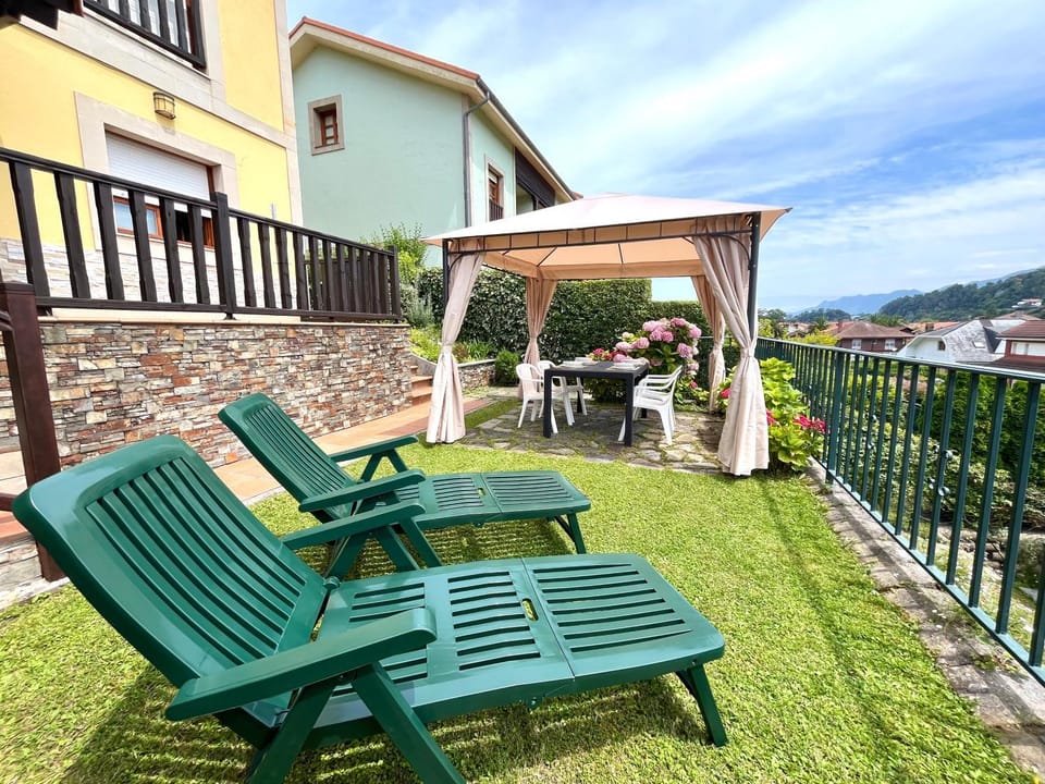 Chalet adosado en Ribadesella House in Asturias