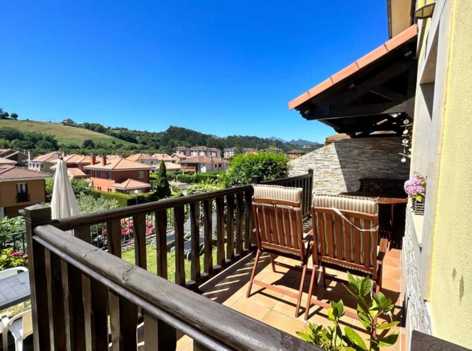 Chalet adosado en Ribadesella House in Asturias