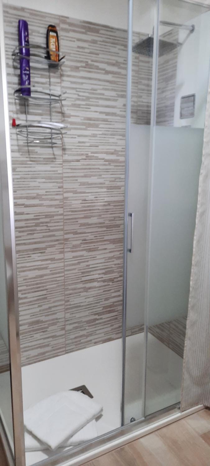 Shower, Bathroom