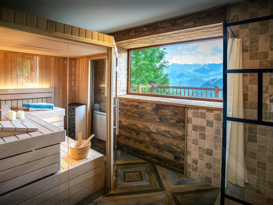 Sauna, Mountain view