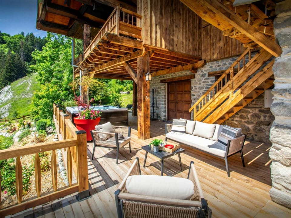 Day, Summer, Hot Tub, View (from property/room), Balcony/Terrace, Seating area