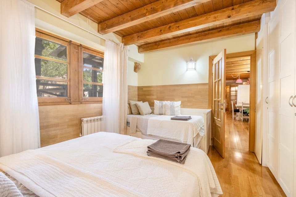 Property building, Living room, Bedroom
