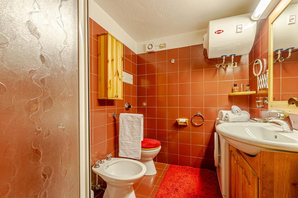 CASA ALICE - Comfort in Ottima Posizione - LA THUILE 0076 Apartment in La Thuile