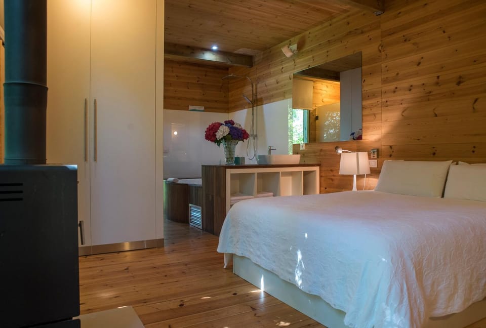 Cabanas de Apriscos Campground/ 
RV Resort in Galicia
