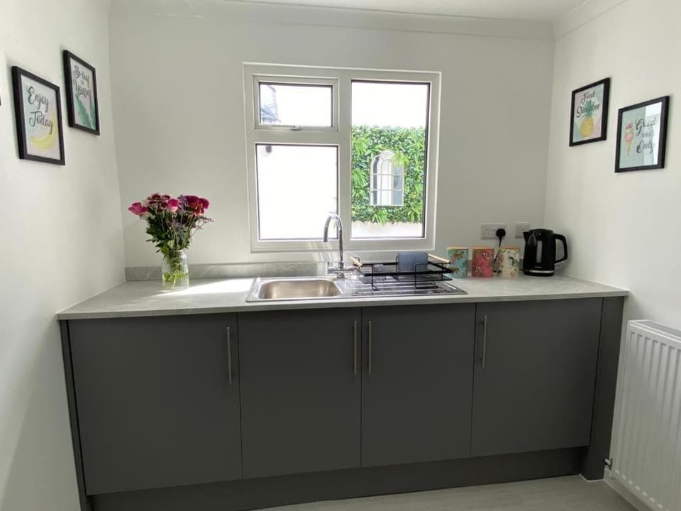 Coffee/tea facilities, Kitchen or kitchenette