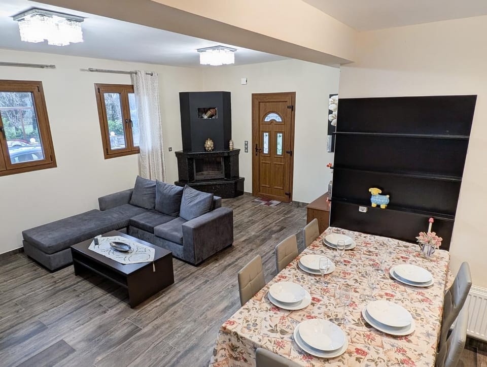 Dimitris Hidden Paradise - Three bedroom apartment Apartment in Cephalonia