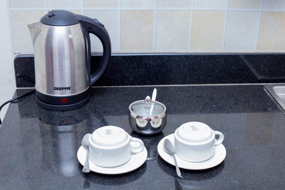 Coffee/tea facilities, Kitchen or kitchenette