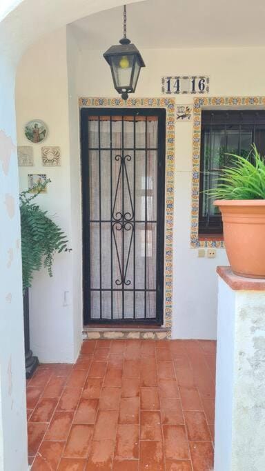 Xalet Azul, your secret garden in L'Escala House in L'Escala