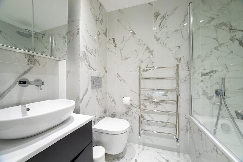 Toilet, Bathroom, Bath