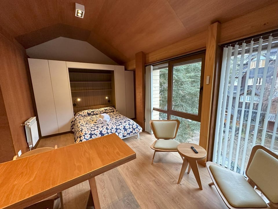 Living room, Bedroom