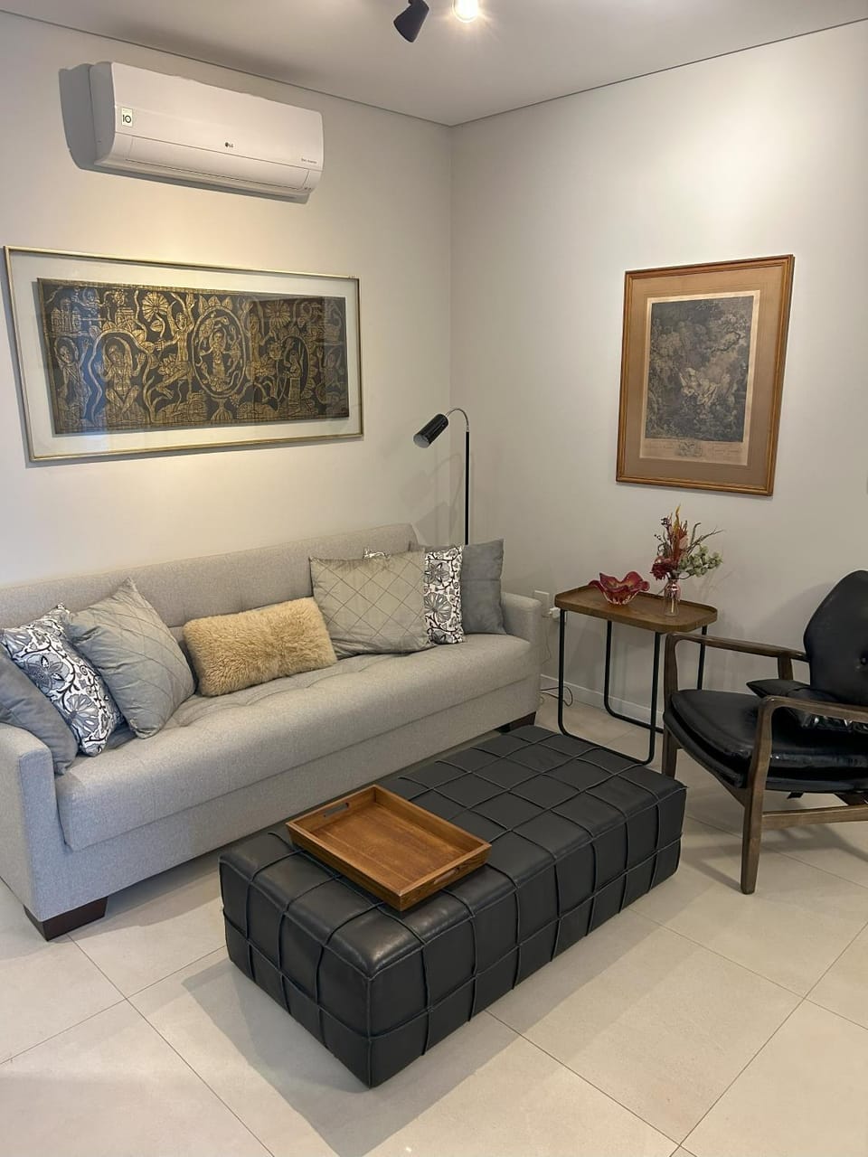 Living room, air conditioner