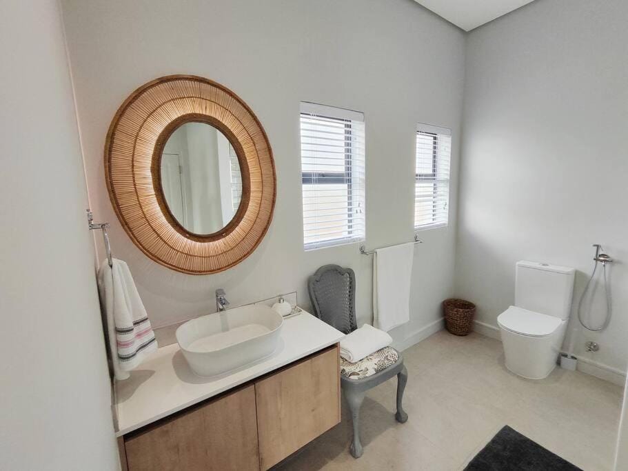 Toilet, Bathroom
