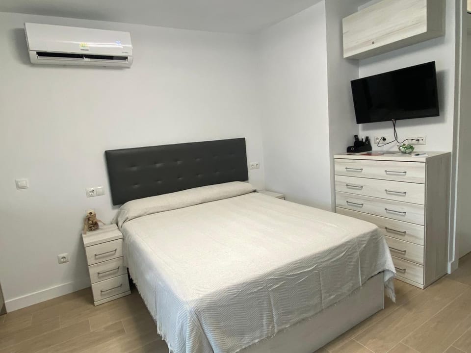 Apartamentos Naciones playa, Los Molinillos Apartment in Benalmadena
