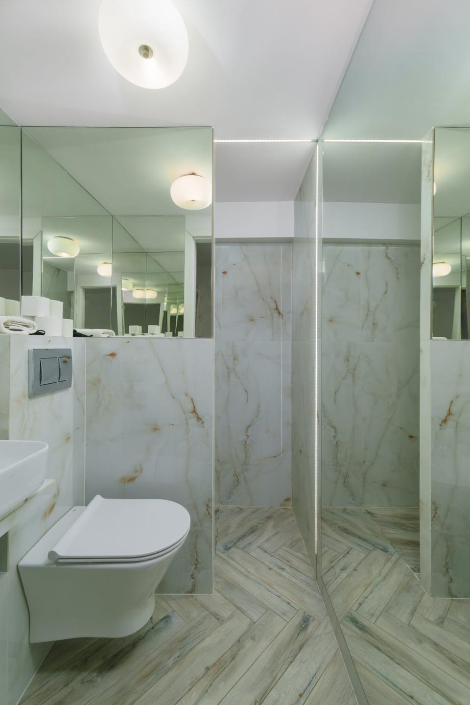 Quiet Apartment Near The Park, Metro, Centre, WI-FI - by HIK Apartments Apartment in Warsaw