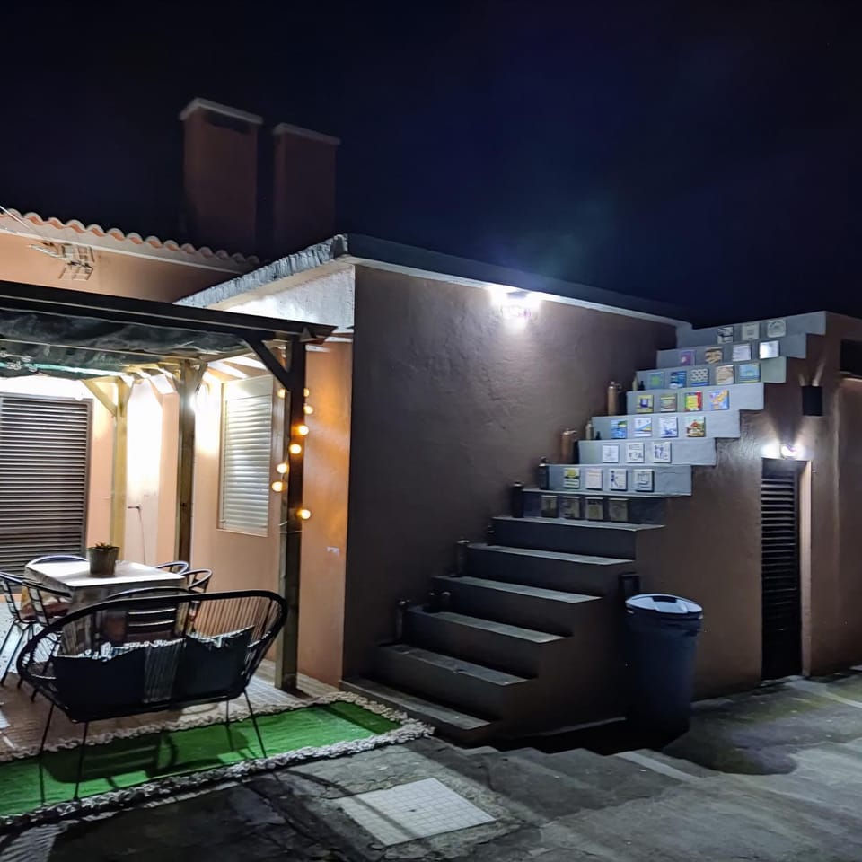 Patio, Night