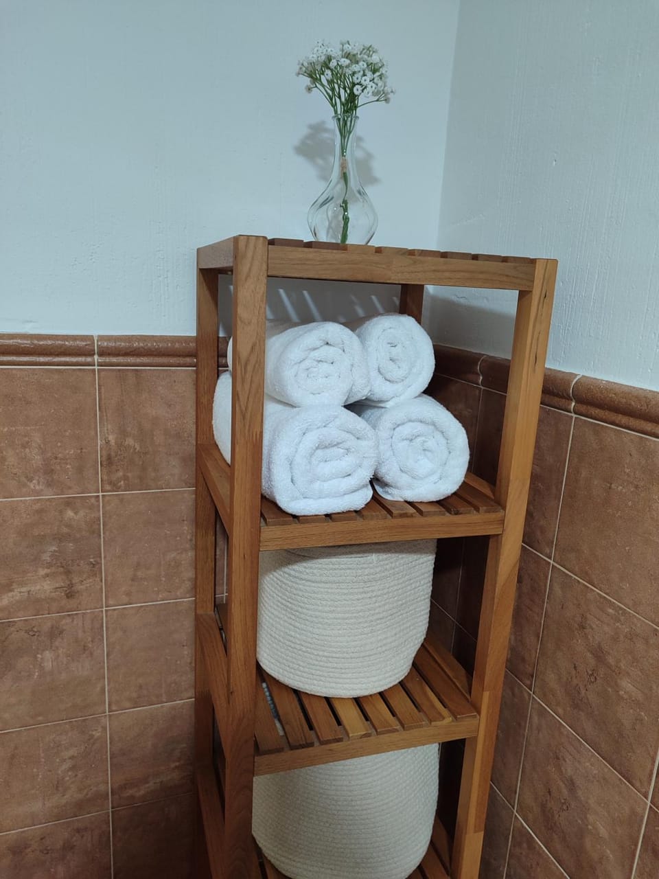 Toilet, Bathroom, towels