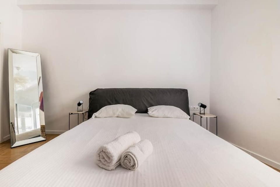 3 bedroom New Modern Flat in the heart of Athens Apartment in Athens