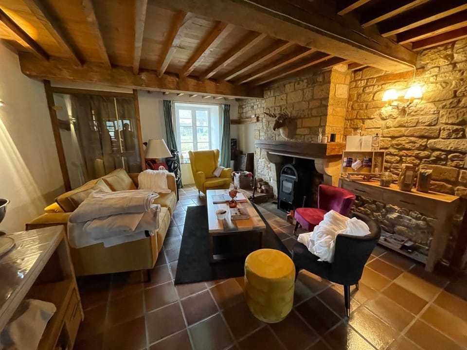 Living room, Seating area, flat iron