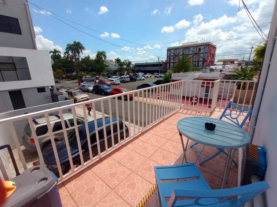 Urban Lodgings One @ Roosevelt 457 Apartment in San Juan