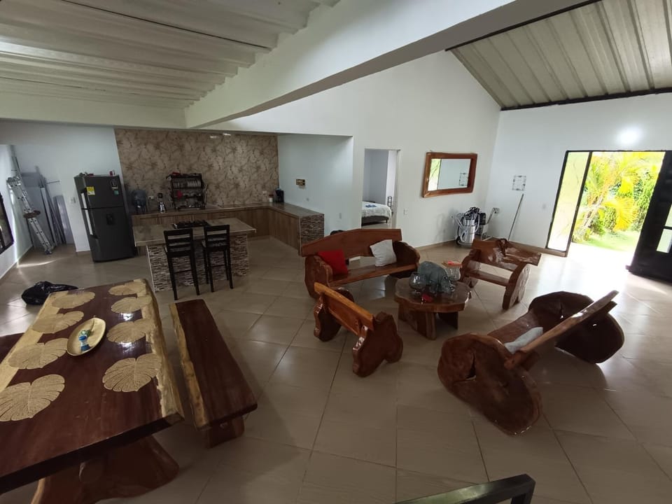 Casa Tipo Cabaña de Descanso En La Jagua Huila, Fresca Elegante House in Huila, Colombia