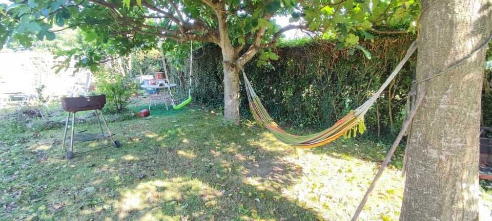 BBQ facilities, Garden