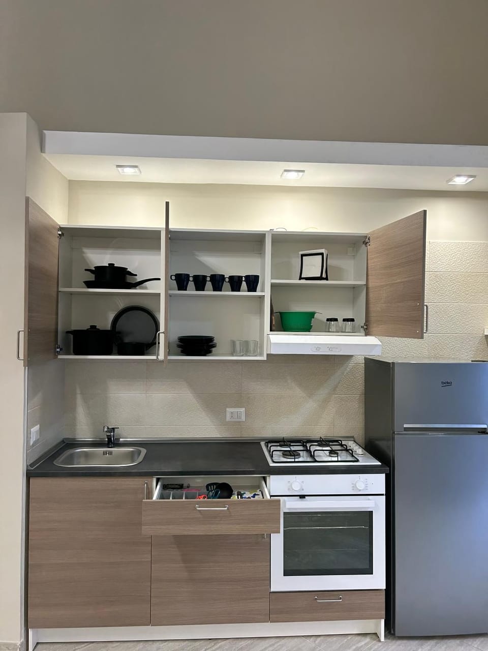 Kitchen or kitchenette