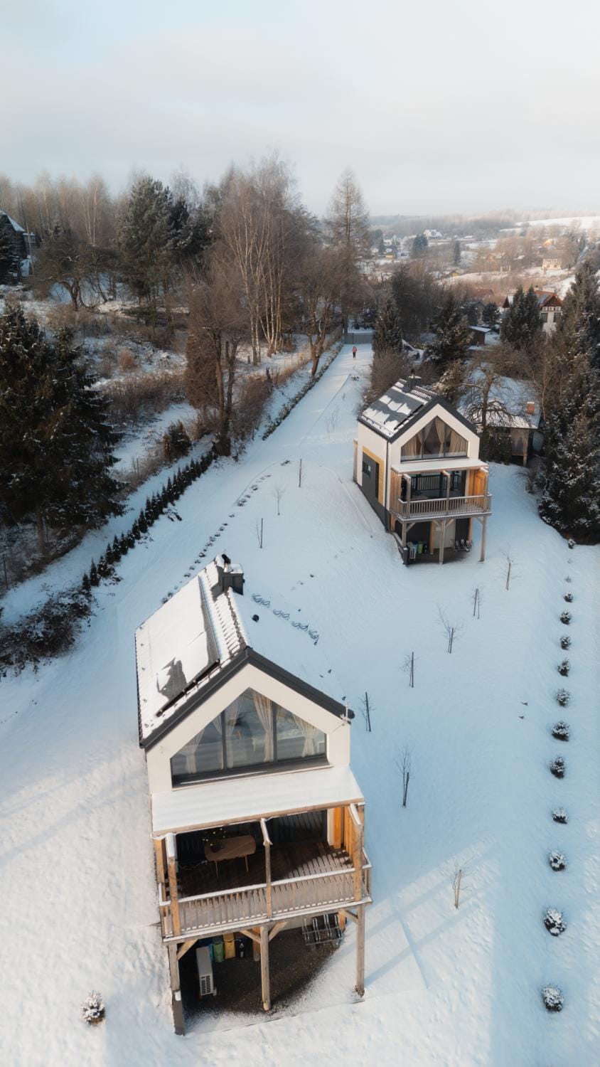 Property building, Day, Winter