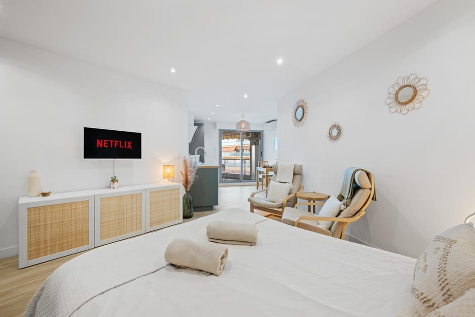 Appartement bord de mer « La Petite Ma-Line » Apartment in Cagnes-sur-Mer