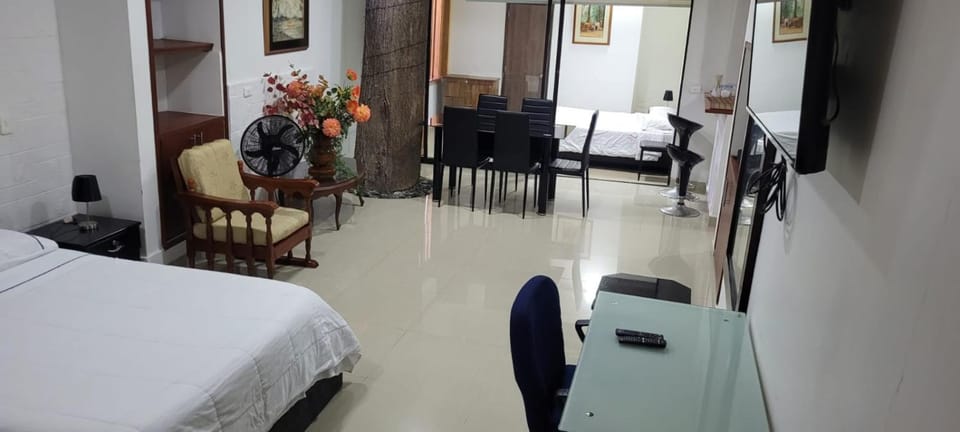 Pilarica Gardens Apartment in Medellin