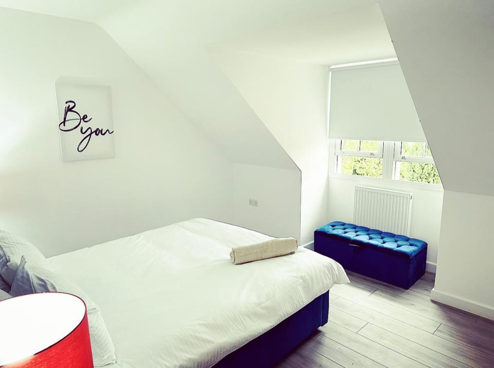 The SkyLine Apartment Central Headington walking distance to Uni and High Street Apartment in Oxford
