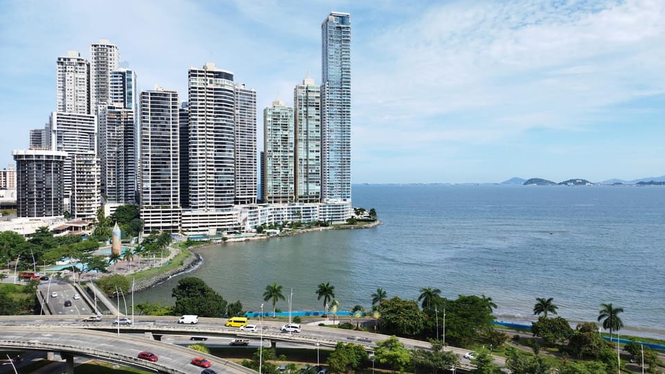 Grand Bay Tower Apartment in Panama City, Panama