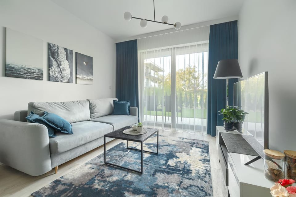 Nadmorski Apartament z dostępem do basenu, sauny, jacuzzi i ogródkiem przy plaży 114 Rezydencja Niechorze Apartment in West Pomeranian Voivodeship, Poland