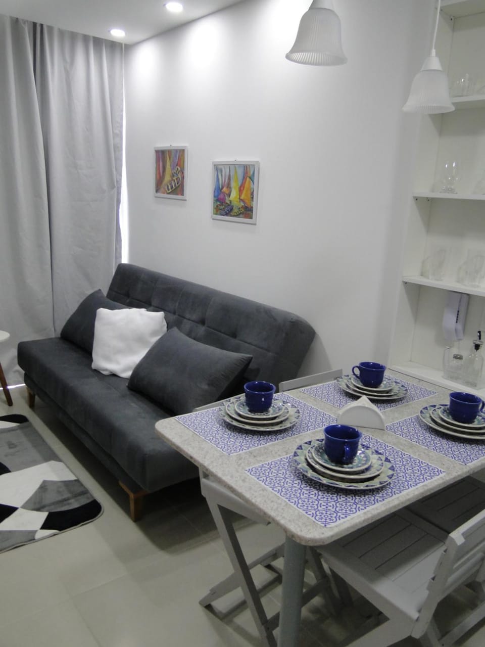 Coffee/tea facilities, Living room, Seating area, Dining area