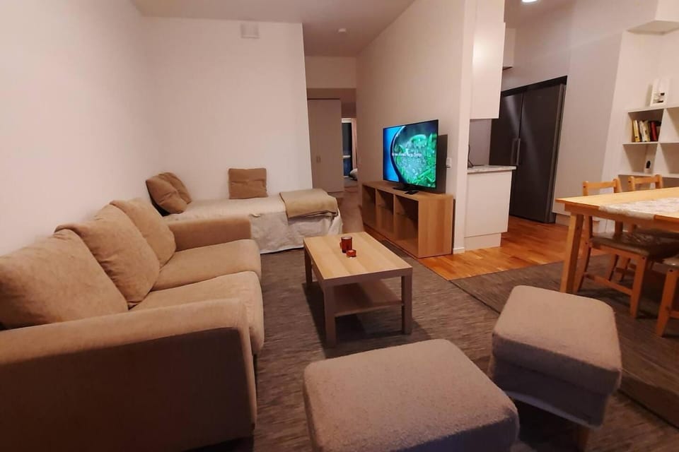 Communal lounge/ TV room, TV and multimedia, Kitchen or kitchenette, Living room, Seating area, Dining area, Evening entertainment, kitchen