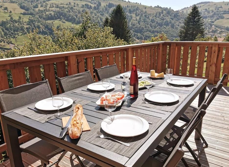Balcony/Terrace, Mountain view