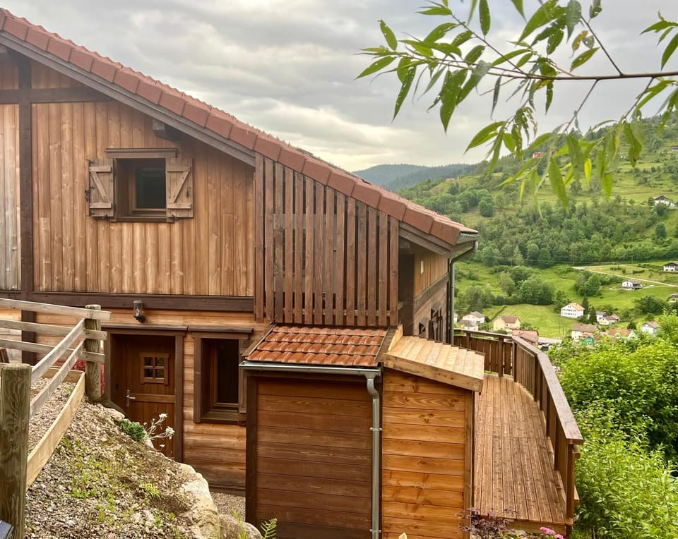 Fenêtre sur les crêtes Vosgiennes Chalet in La Bresse
